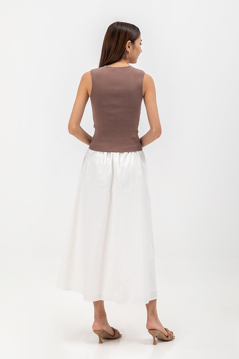 IYANA SLEEVELESS KNIT TOP