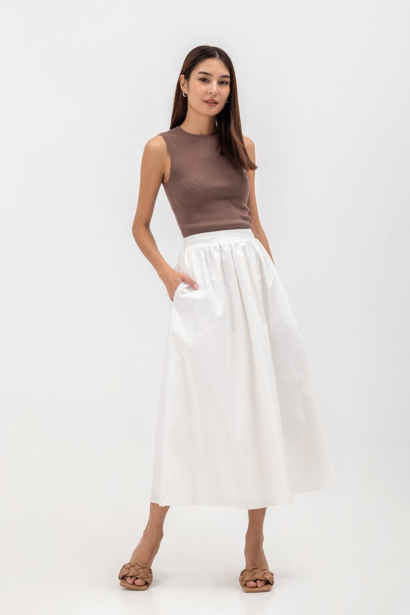 IYANA SLEEVELESS KNIT TOP