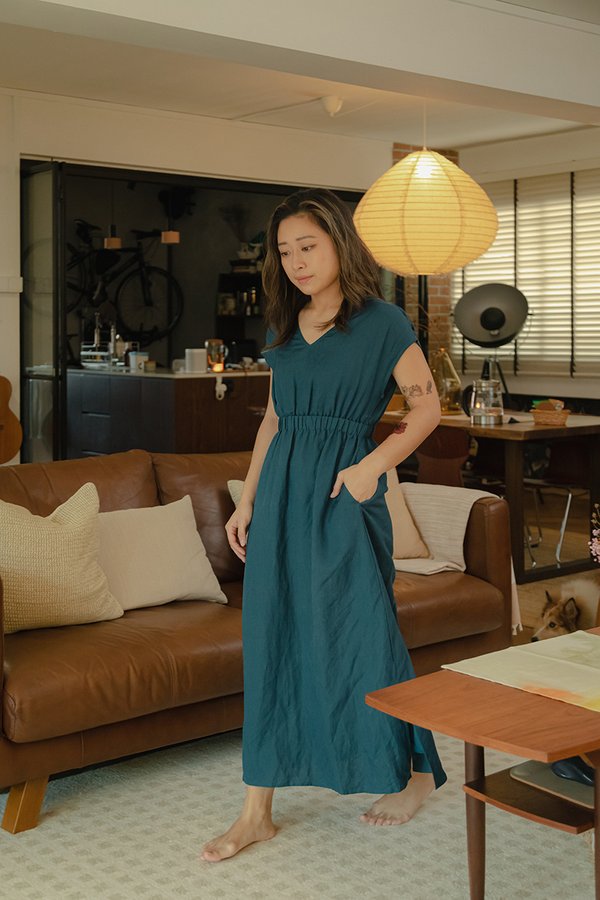 SABAELA CAP SLEEVE ELASTIC WAISTBAND MIDI DRESS