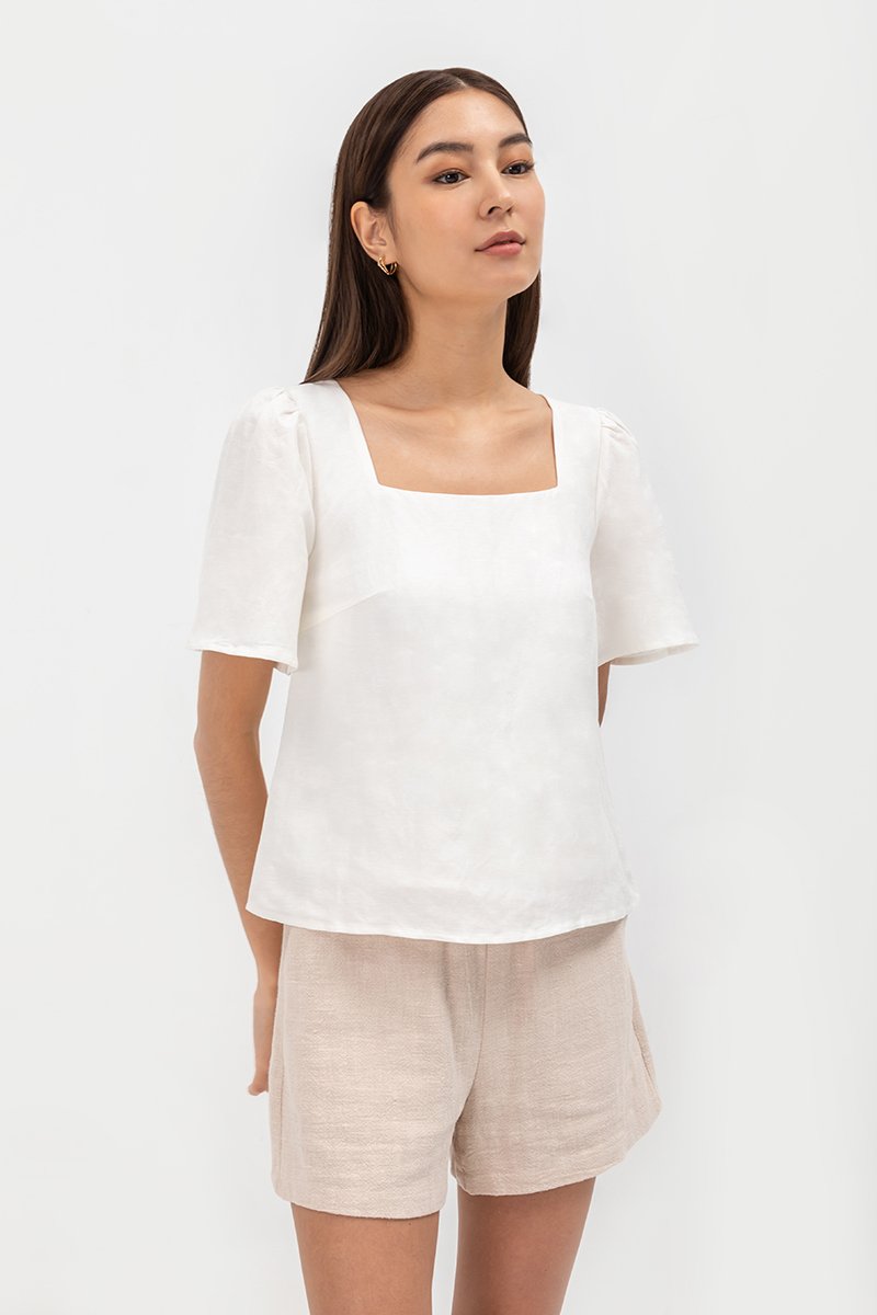 KANDY FLUTTER SLEEVE LINEN TOP
