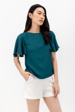 DELGADO FLUTTER SLEEVE TOP
