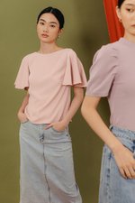 DELGADO FLUTTER SLEEVE TOP