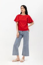 DELGADO FLUTTER SLEEVE TOP