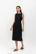 SVANA PLEATED MIDI DRESS
