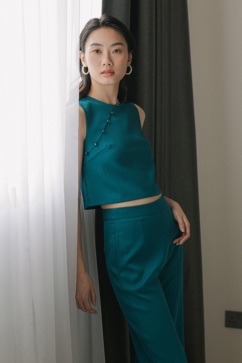 MARISOL ROUND NECK CHEONGSAM TOP