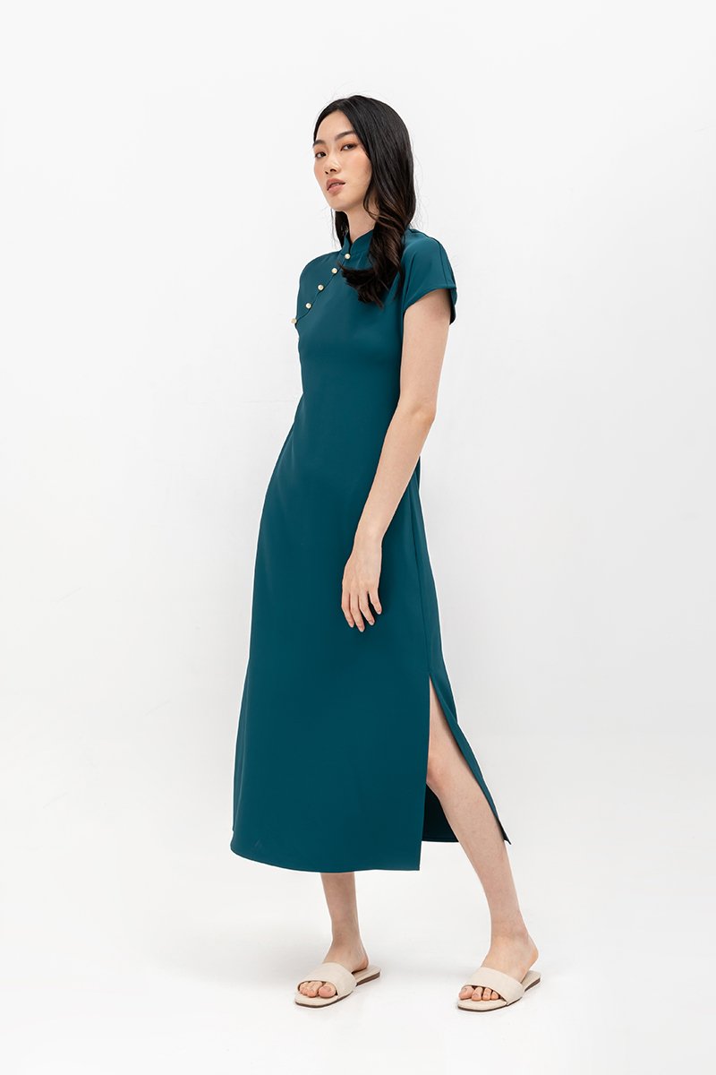 ELLERIE CAP SLEEVE CONTRAST BUTTON CHEONGSAM W SASH