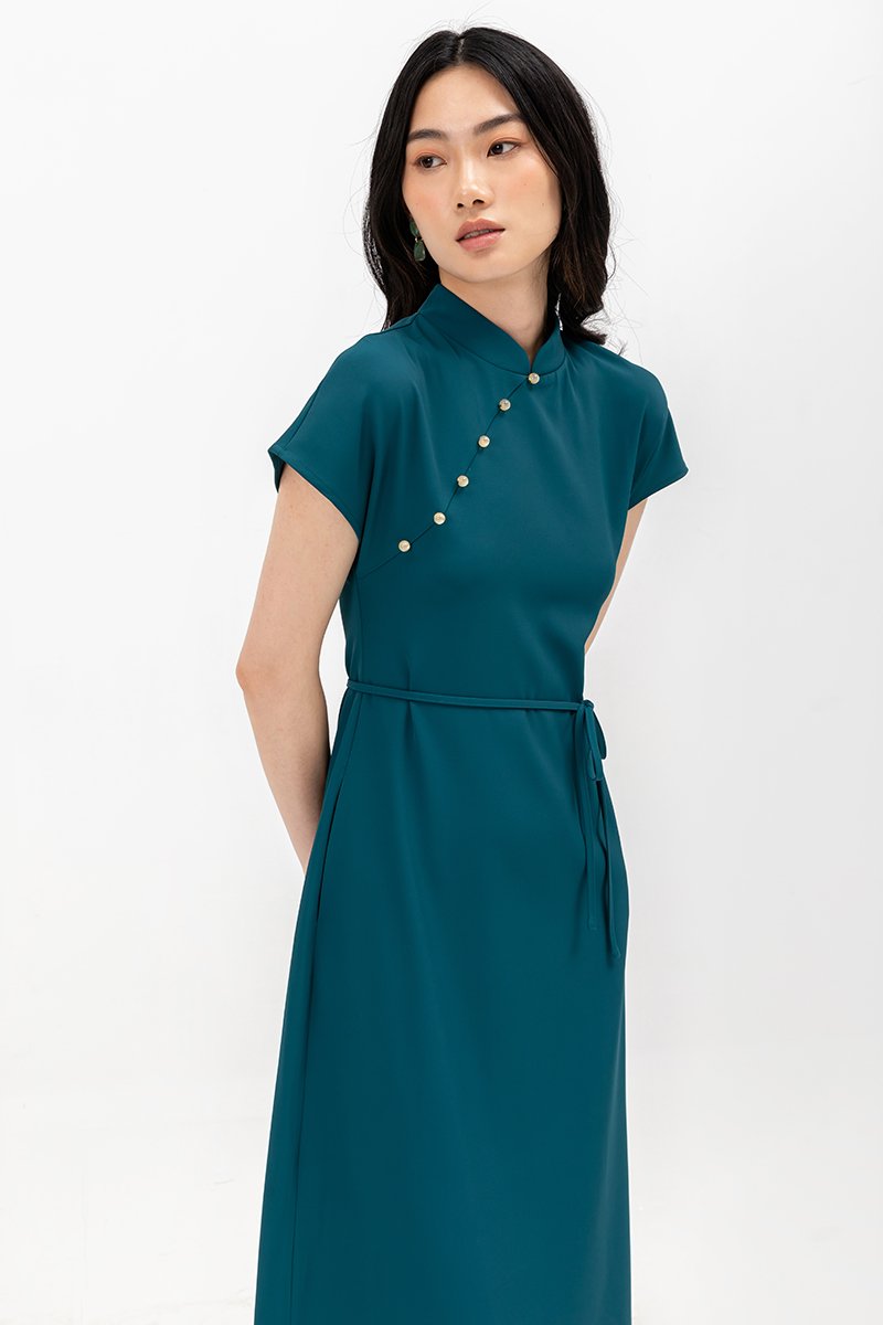 ELLERIE CAP SLEEVE CONTRAST BUTTON CHEONGSAM W SASH