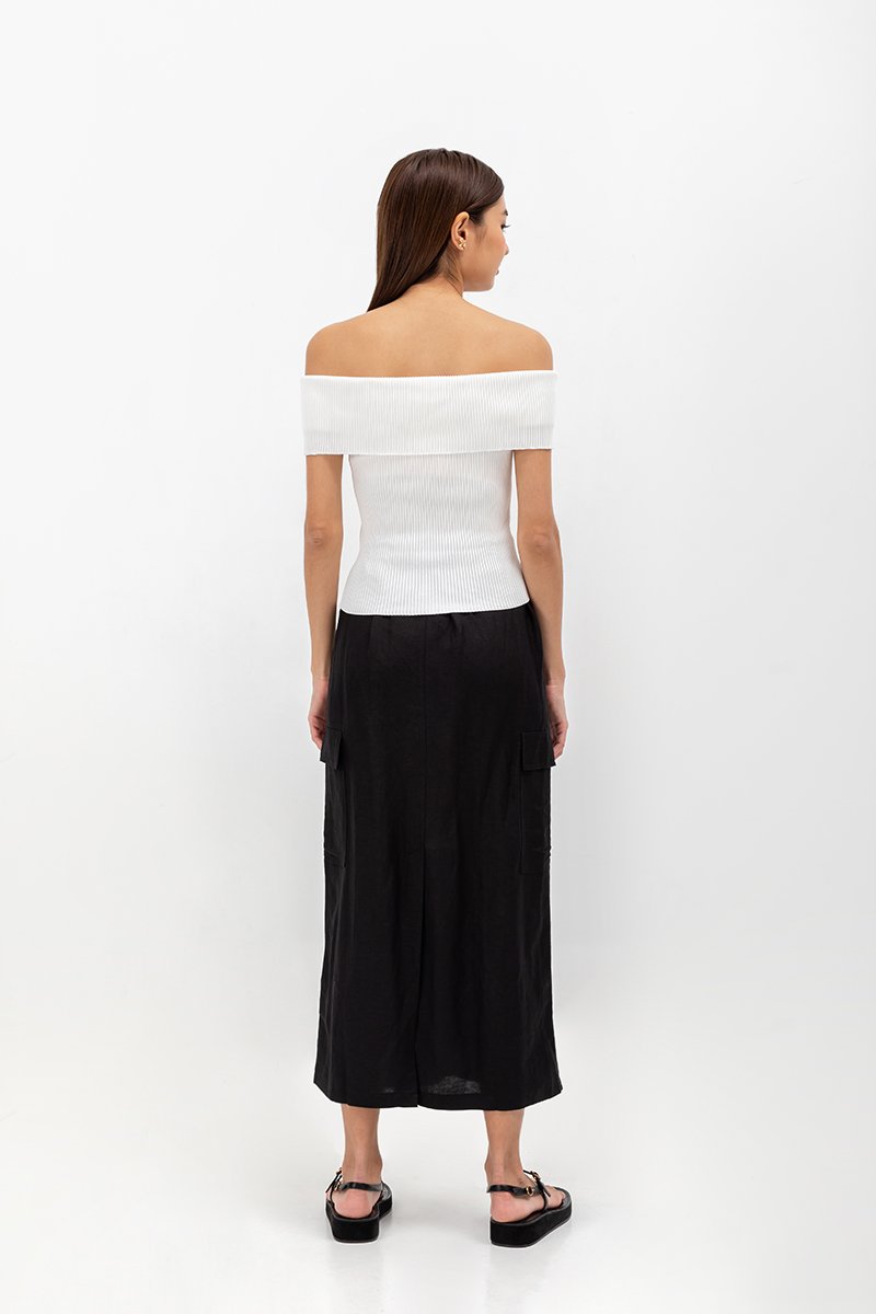 JEAN OFF SHOULDER KNIT TOP