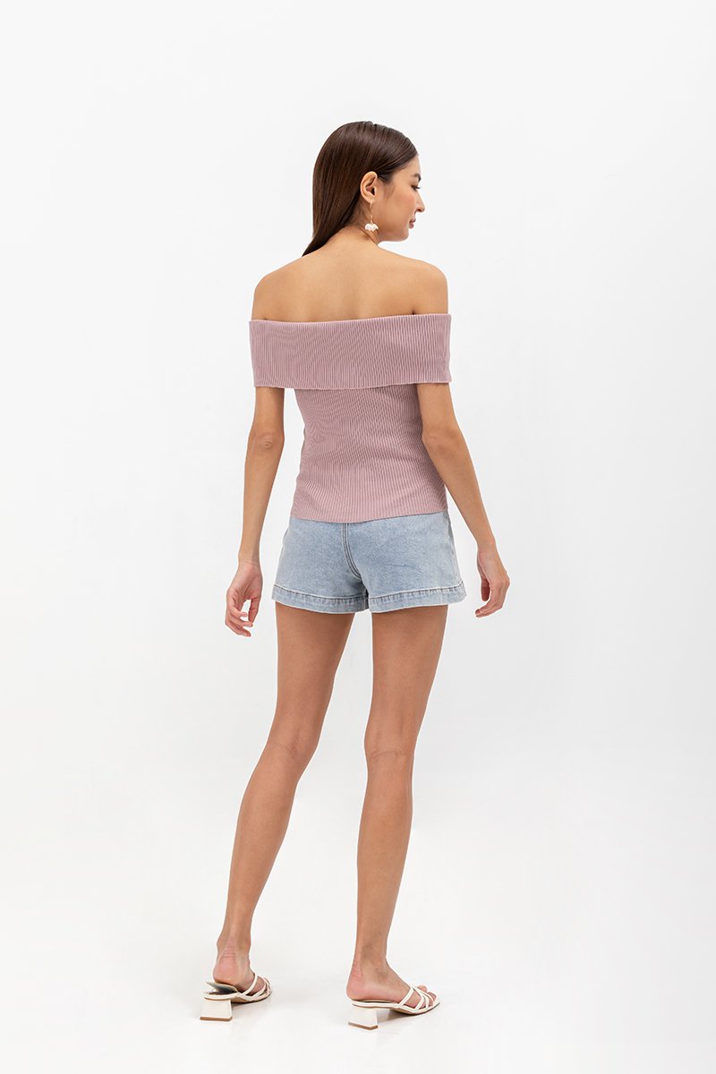 JEAN OFF SHOULDER KNIT TOP