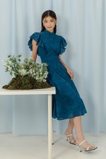 EVANGELI FLUTTER SLEEVE EYELET CHEONGSAM EVANGELI FLUTTER SLEEVE EYELET CHEONGSAM