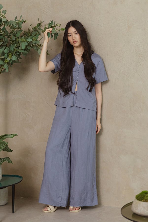 BETHEL REVERSIBLE BUTTONDOWN TOP