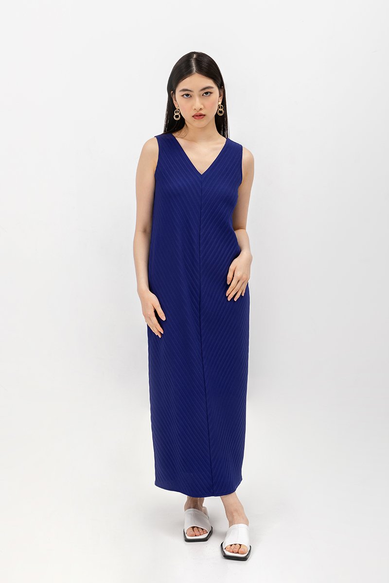 ELLEN PLEATED V NECK DRESS