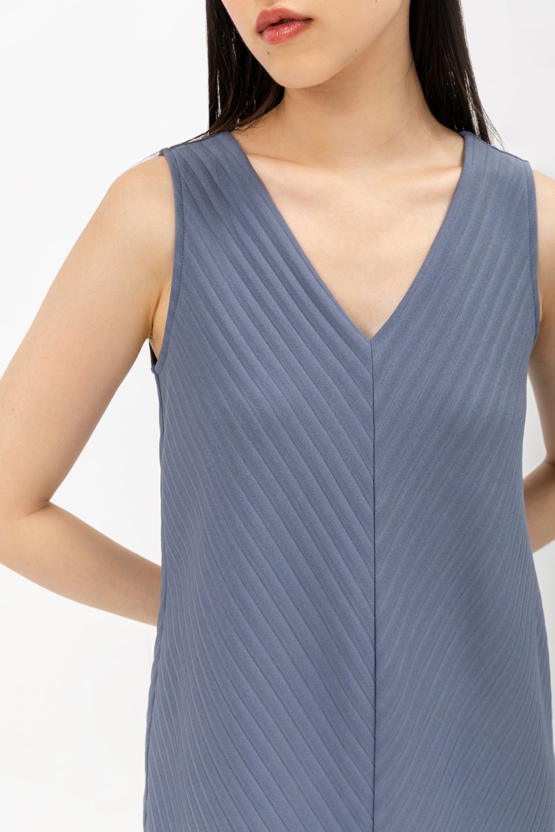 ELLEN PLEATED V NECK DRESS
