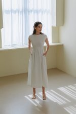 AMANDINE CONTRAST FABRIC DRESS