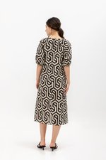 BETSY GEOMETRIC PRINT DRESS BETSY GEOMETRIC PRINT DRESS