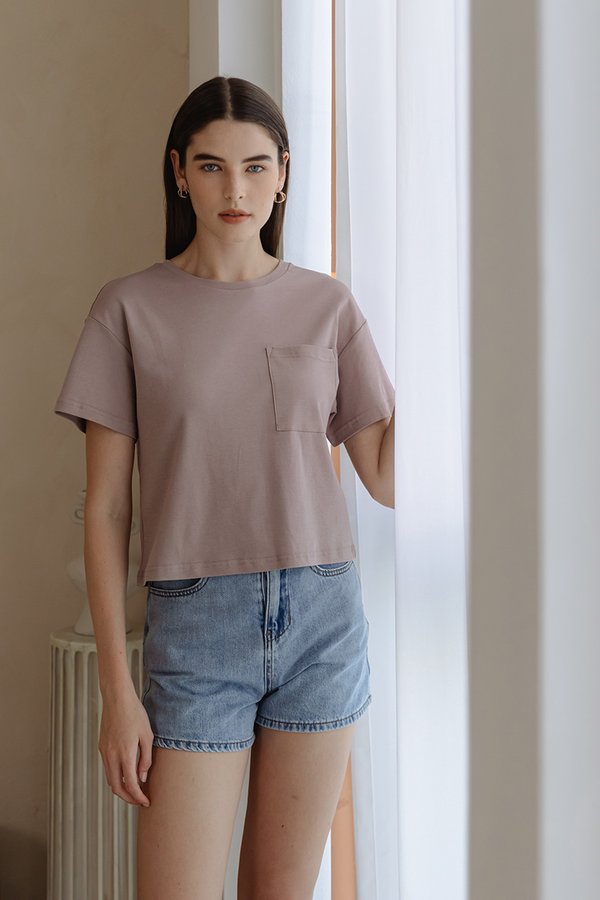 LIVIA PATCH POCKET T-SHIRT