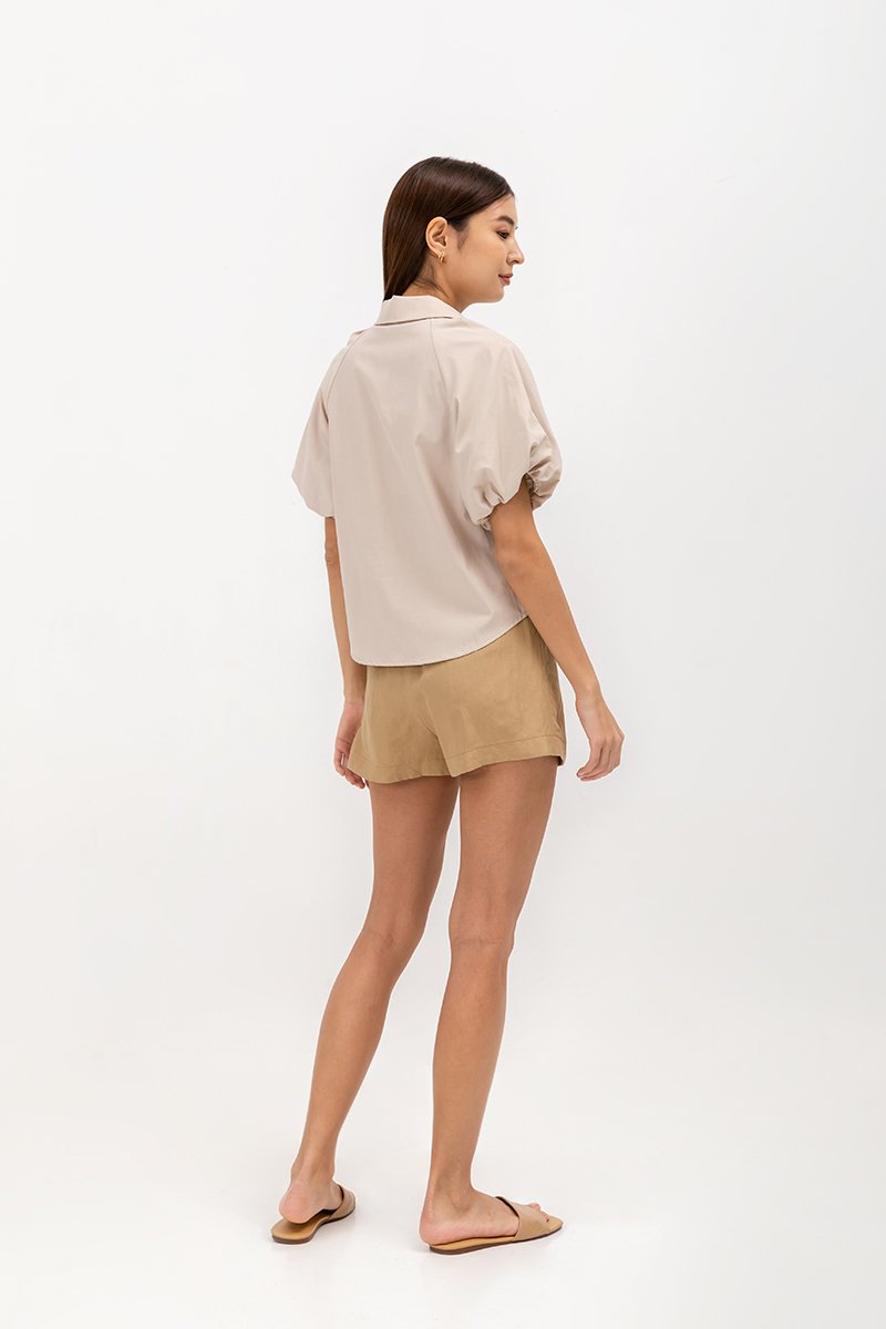 KATNISA BUTTONDOWN PUFF SLEEVE SHIRT