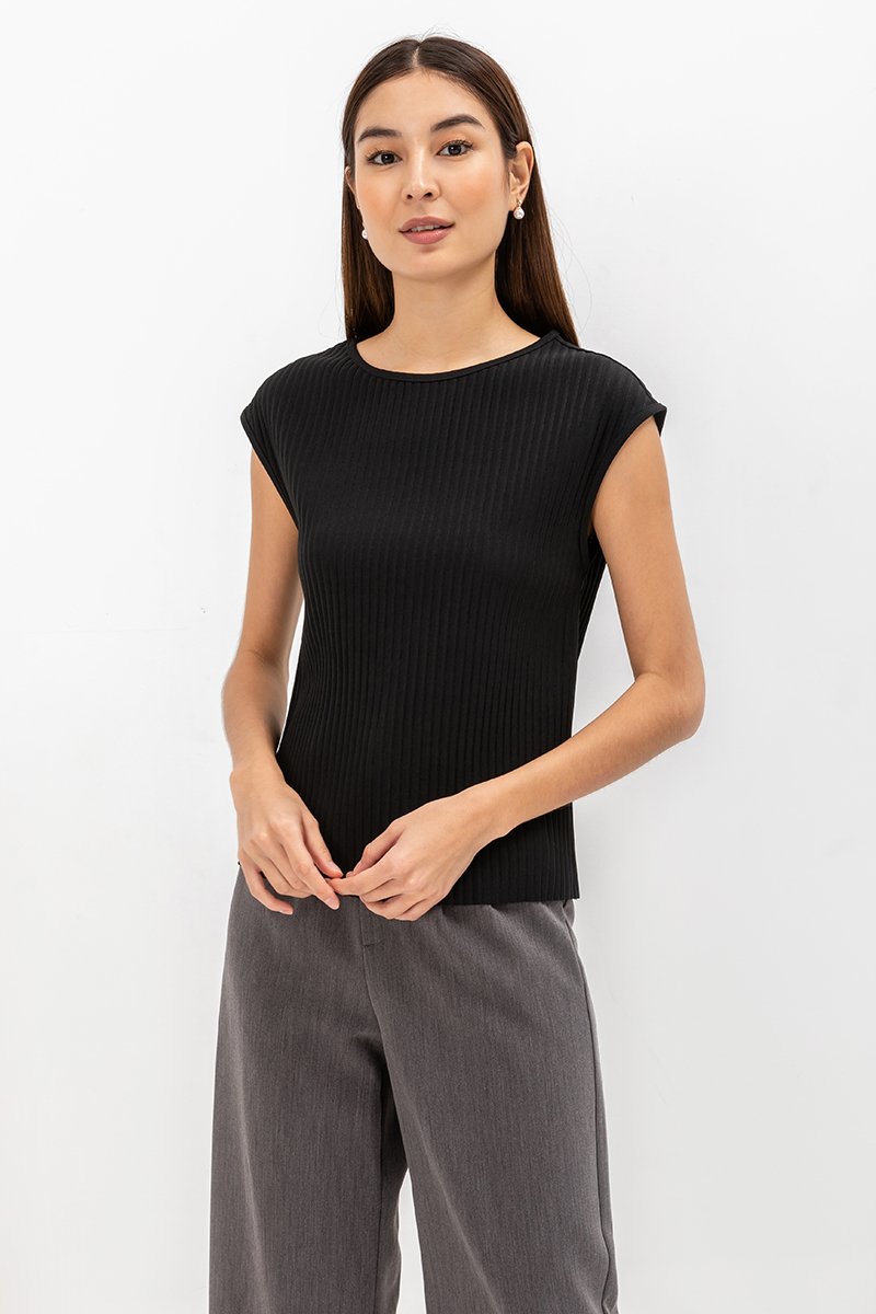 VALDIS PLEATED CAP SLEEVE TOP