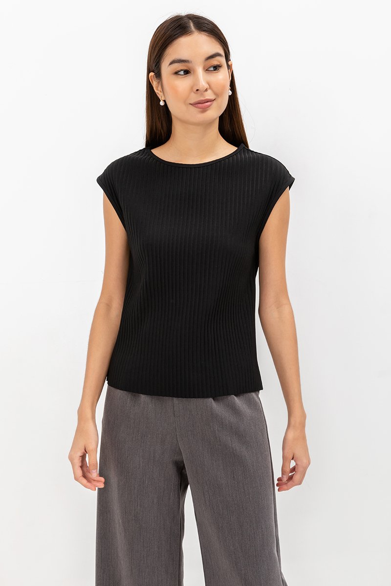 VALDIS PLEATED CAP SLEEVE TOP