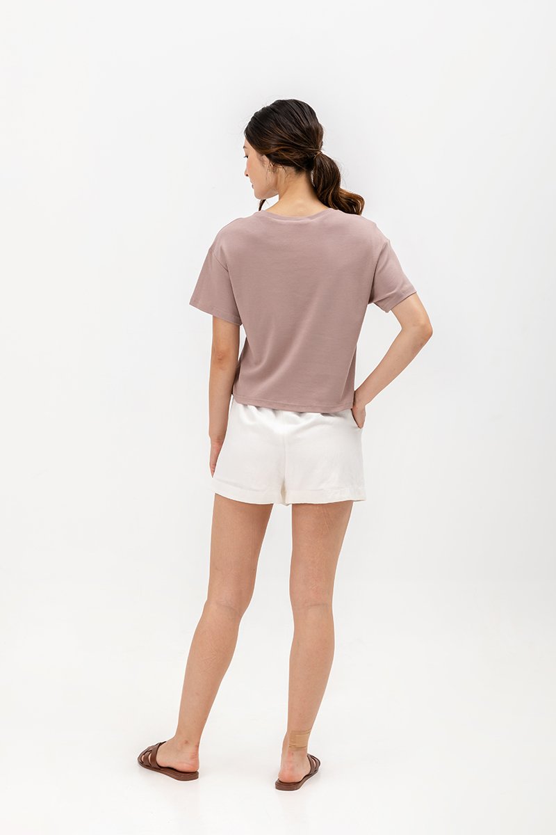LIVIA PATCH POCKET T-SHIRT
