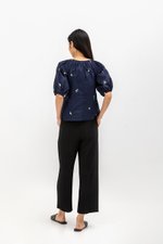 HILDA EMBROIDERED TOP HILDA EMBROIDERED TOP