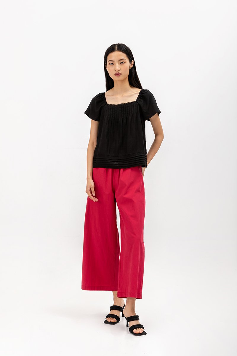 NEVYA LACE TRIM LINEN TOP