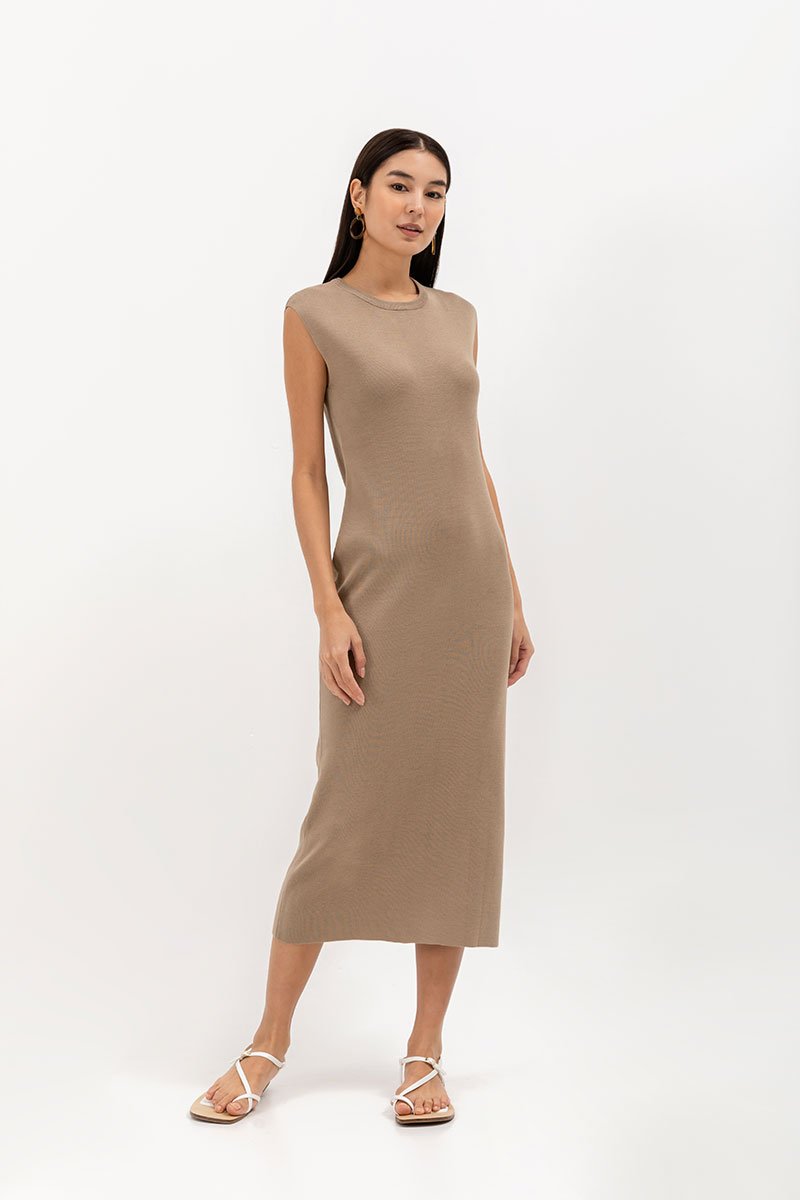 HAROLIN BACK KEYHOLE KNIT DRESS
