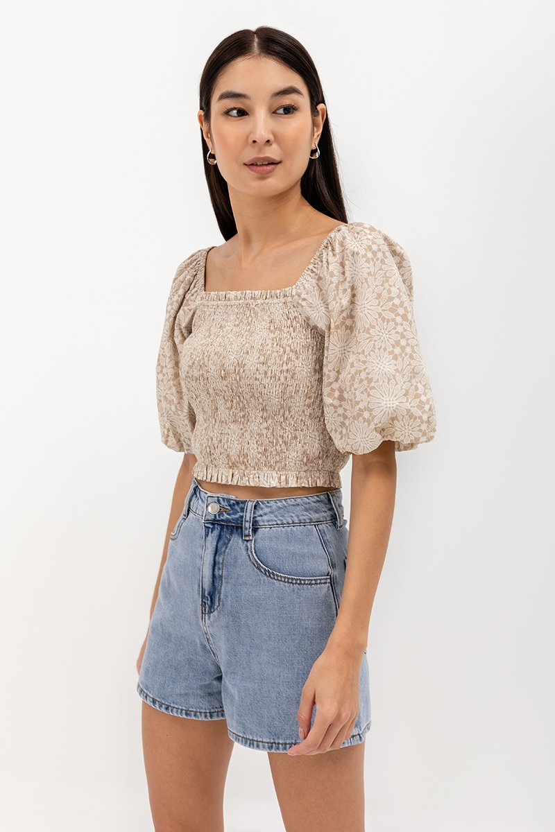 SUNNIVA PRINTED PUFF SLEEVE SMOCKED TOP