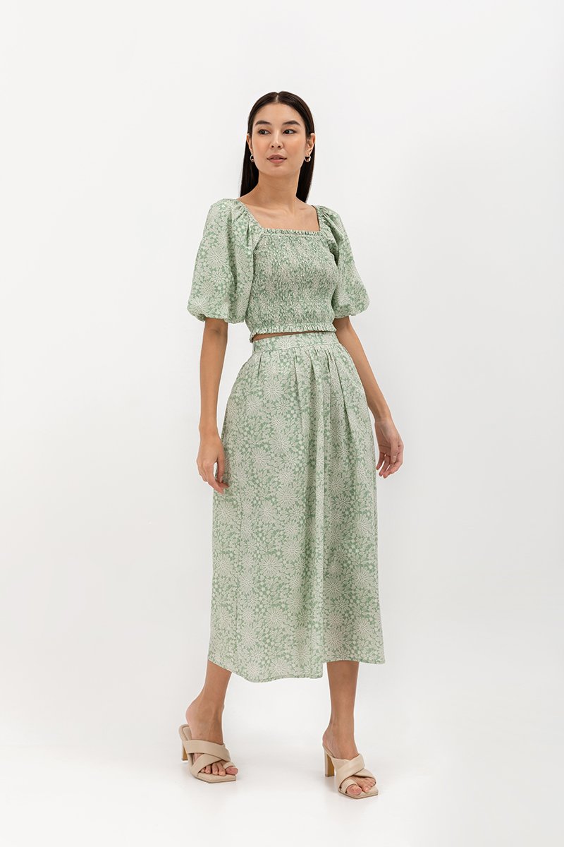 SUNNIVA PRINTED PUFF SLEEVE SMOCKED TOP