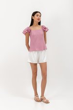 THYLIN RUFFLE SLEEVE TOP