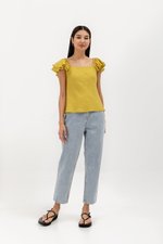 THYLIN RUFFLE SLEEVE TOP