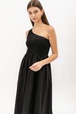 JERRIE TOGA MAXI DRESS