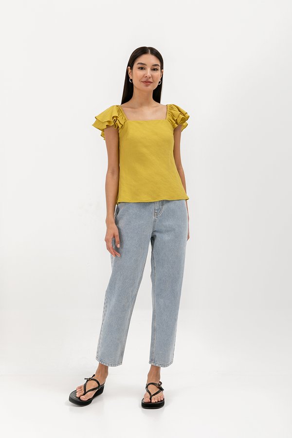 THYLIN RUFFLE SLEEVE TOP