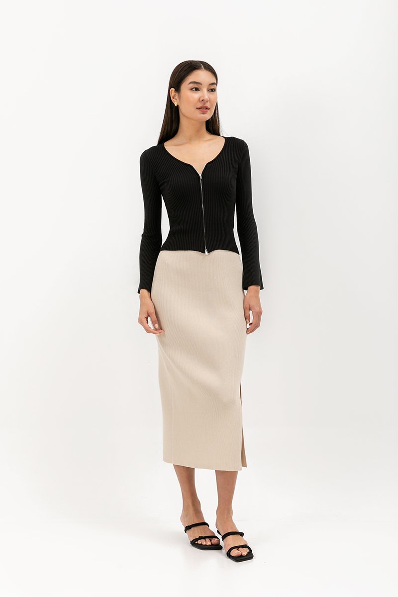 SHIVANA 2-WAY ZIPPER TOP SHIVANA 2-WAY ZIPPER TOP