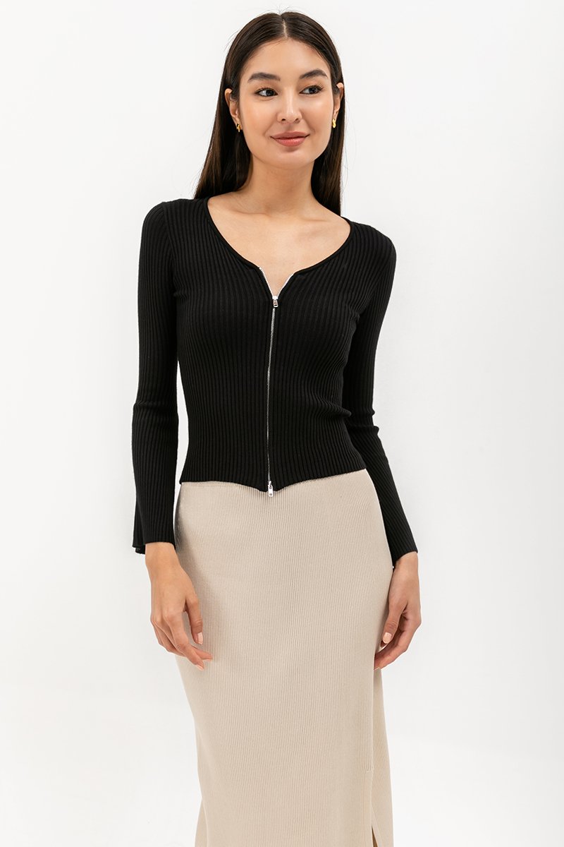 SHIVANA 2-WAY ZIPPER TOP SHIVANA 2-WAY ZIPPER TOP