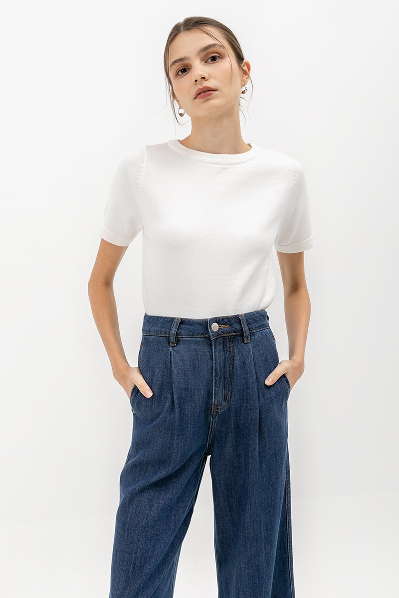 ELLERIA KNIT TOP