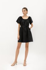 MIKARI SQUARENECK DRESS W SASH MIKARI SQUARENECK DRESS W SASH
