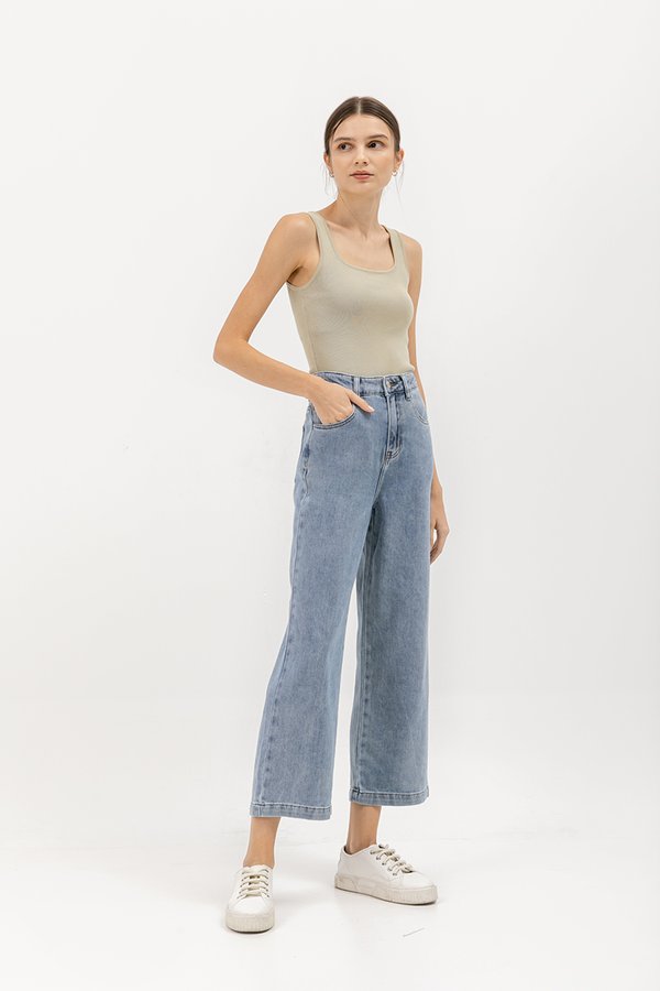 JAZZI STRAIGHT LEG JEANS JAZZI STRAIGHT LEG JEANS