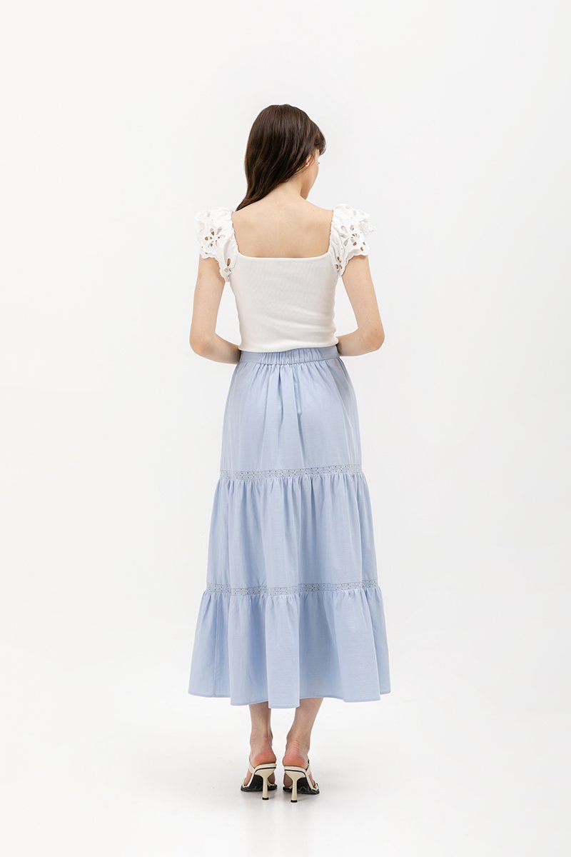 ZENDAYA LACE TIERED SKIRT
