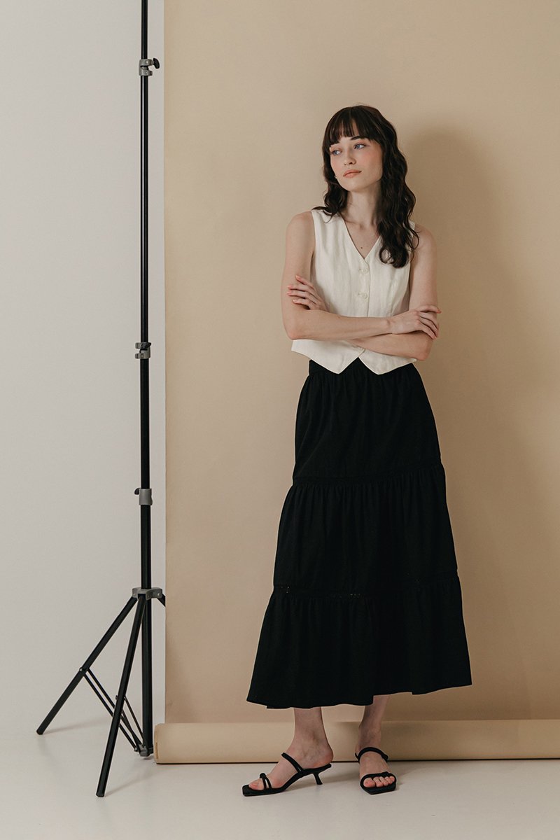 ZENDAYA LACE TIERED SKIRT