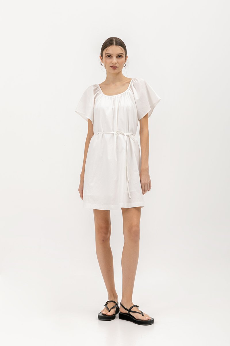 MIKARI SQUARENECK DRESS W SASH