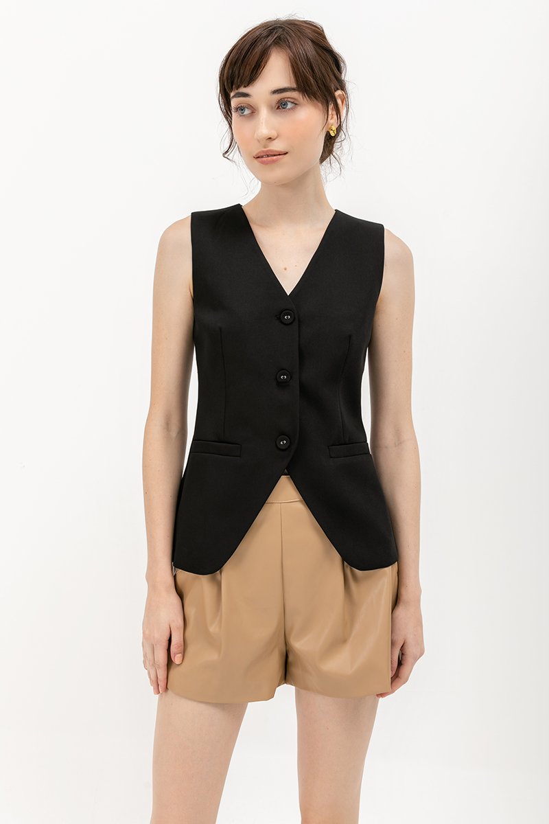BRIELLE BUTTONDOWN VEST TOP