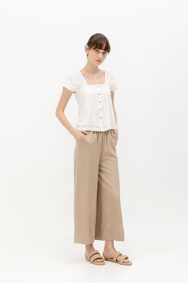 NICOLA BUTTONDOWN TOP