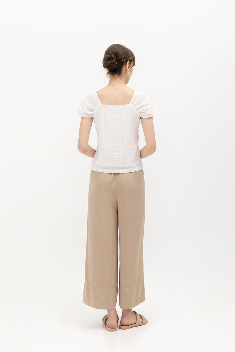 NICOLA BUTTONDOWN TOP