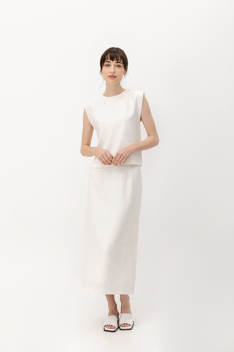LUKA TEXTURED TOP
