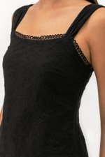FAERY EYELET TOP