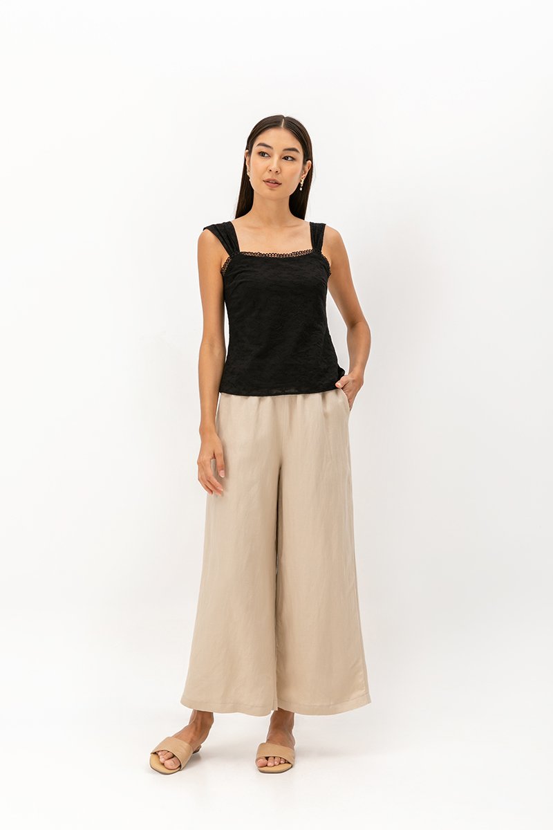 FAERY EYELET TOP