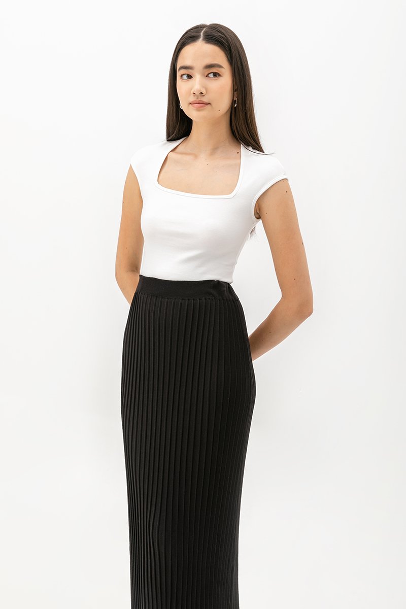 NOELY LONG KNITTED SKIRT