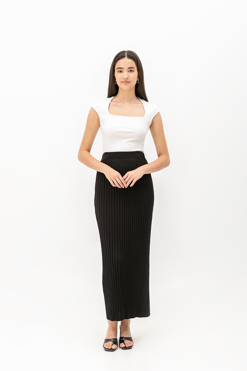 NOELY LONG KNITTED SKIRT