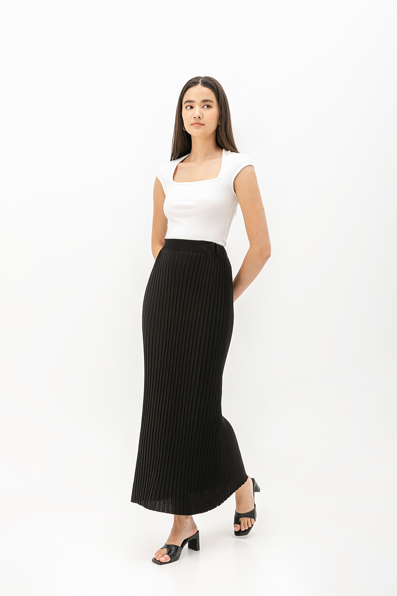 NOELY LONG KNITTED SKIRT